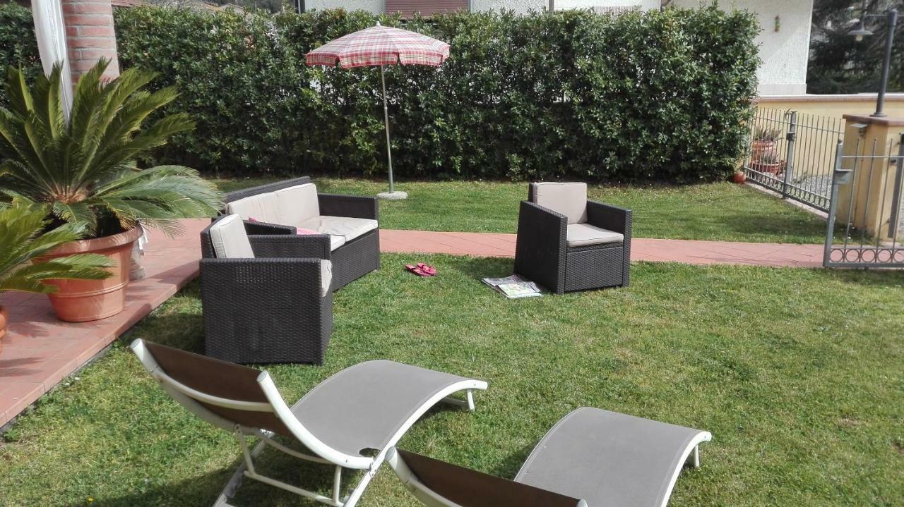 B&B La Rondine Tra Pisa E Lucca Сан Джулиано Терме Екстериор снимка