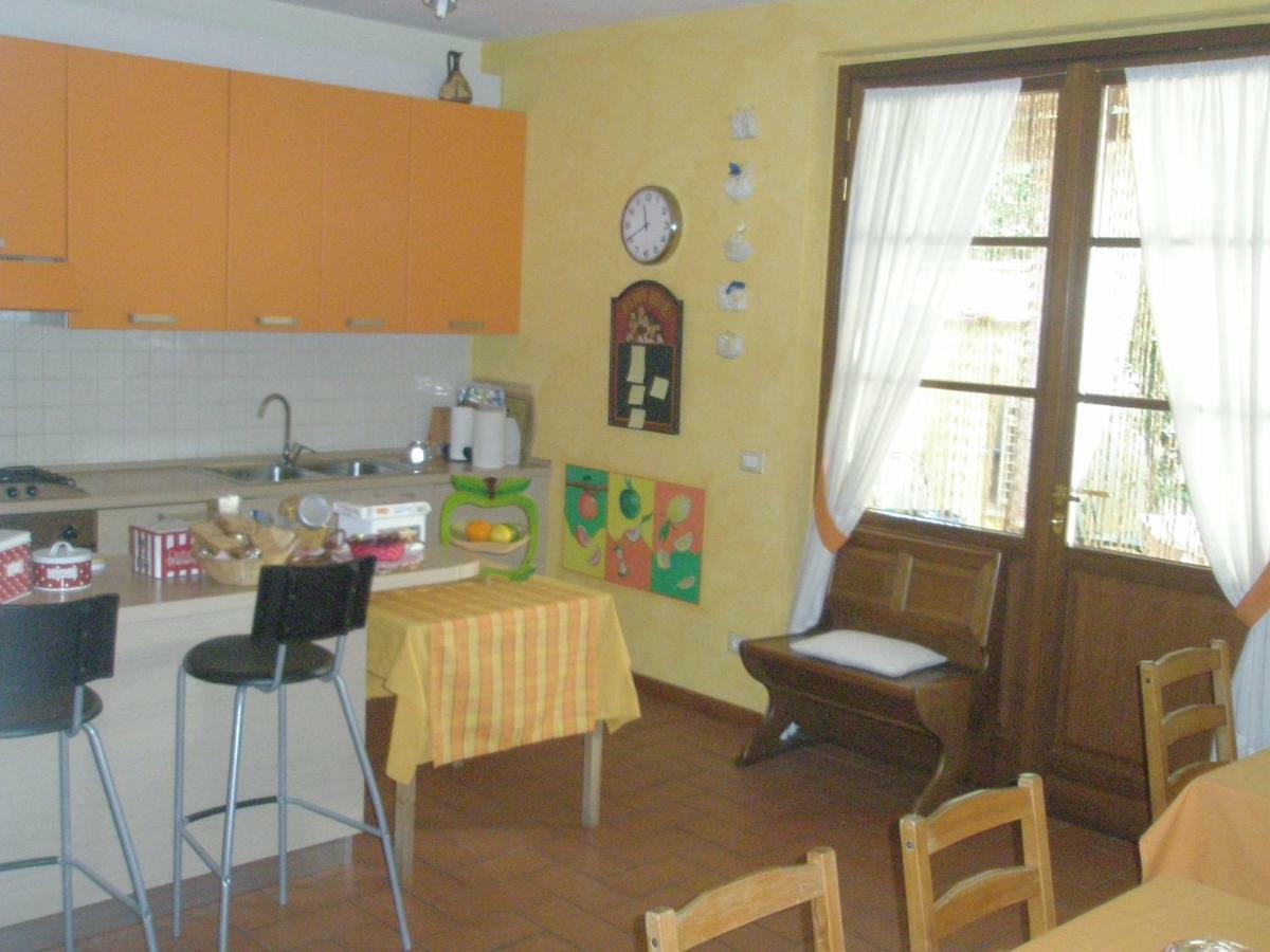 B&B La Rondine Tra Pisa E Lucca Сан Джулиано Терме Екстериор снимка