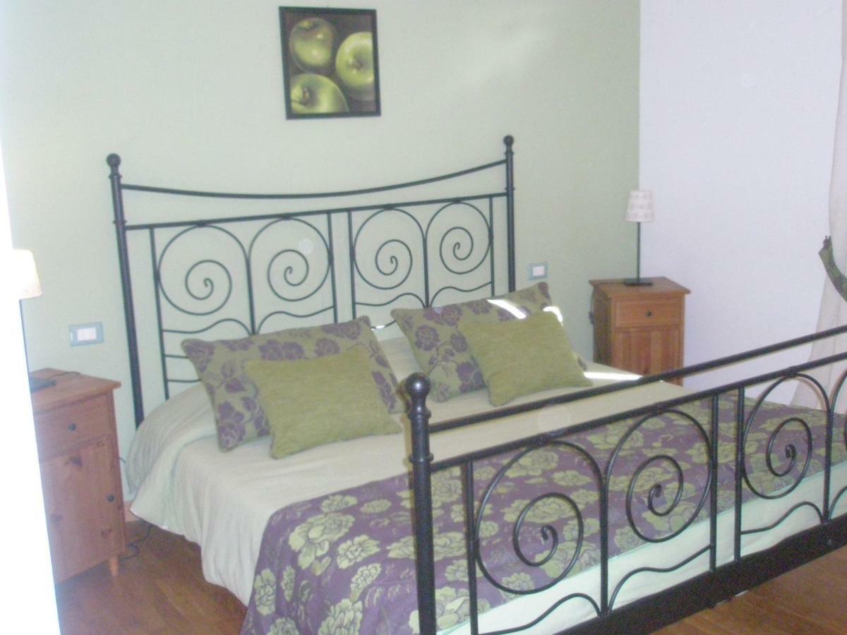 B&B La Rondine Tra Pisa E Lucca Сан Джулиано Терме Екстериор снимка